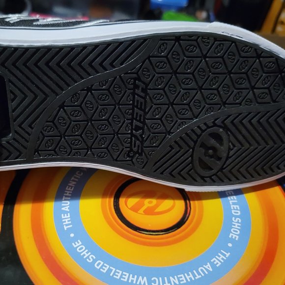 Heelys size youth 5 - Picture 5 of 8